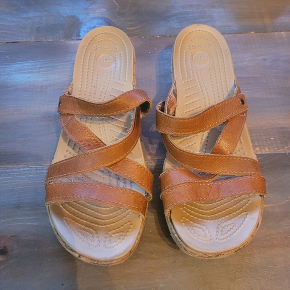 Crocs A-leigh Wedge Cork Sandals 7 - Picture 2 of 6